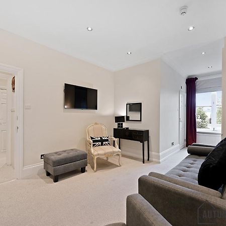 Beautiful 2 King Size Beds 2 Bath- Sleeps 5 In Earls Court Apartment London Exterior photo